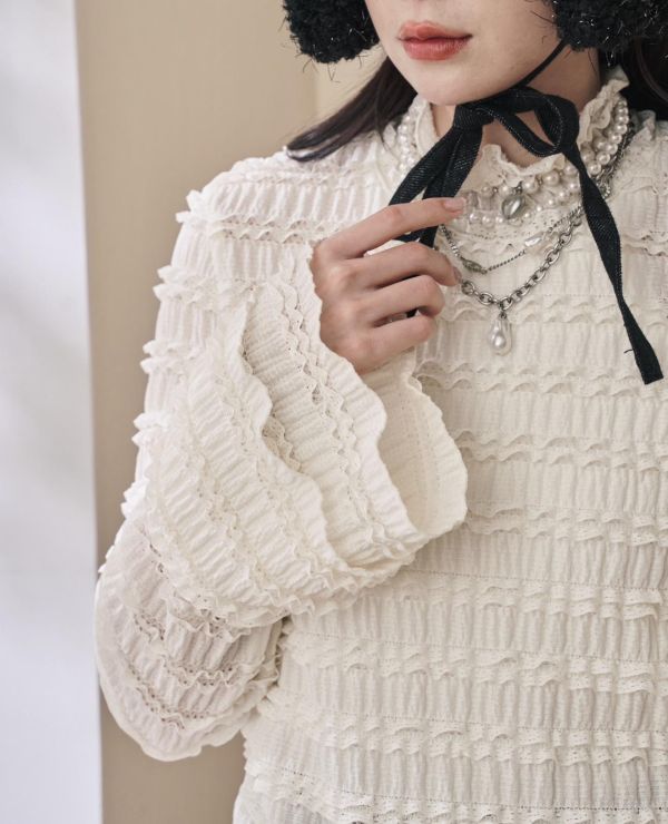 2色千層浪花喇叭袖內搭-白色/米黃色（現貨） 