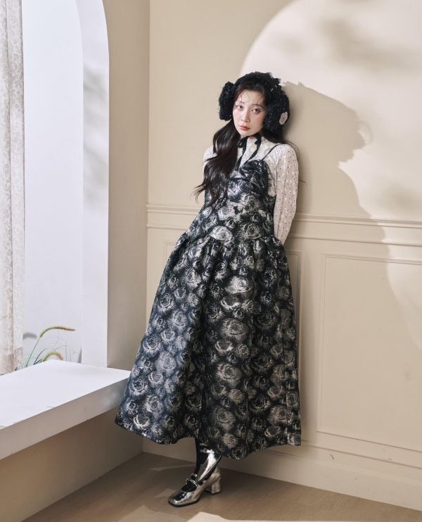 設計款提花2way吊帶洋裝-黑色（現貨） 