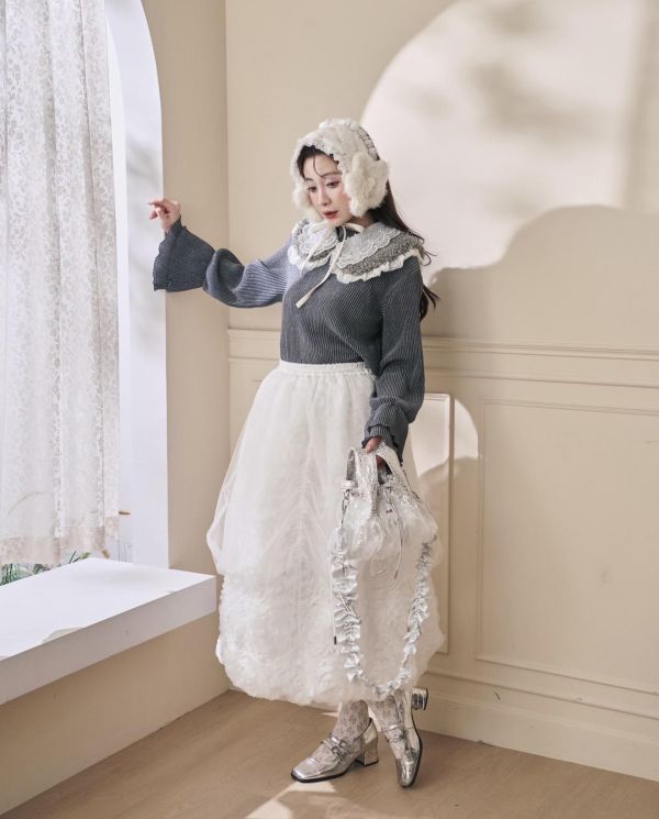 立體花朵紗雙層裙-白色（現貨） 