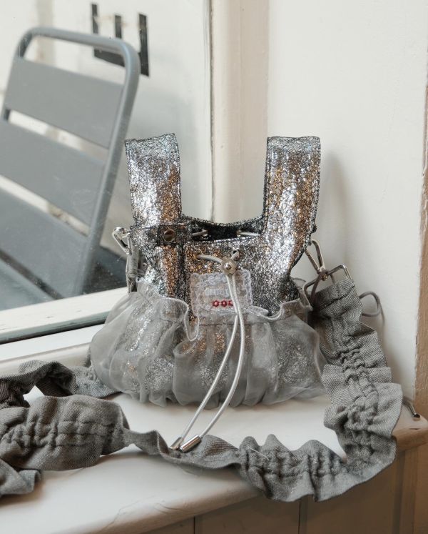 皮革水滴包-灰銀色（現貨） 