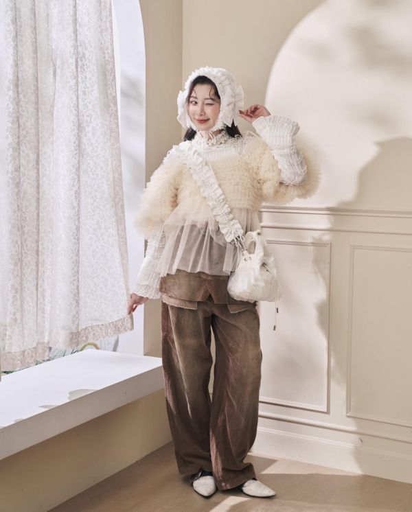 浪花透紗綁帶上衣-米色（現貨） 