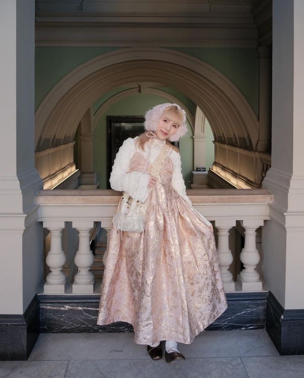 限定版提花2way吊帶洋裝-粉色（現貨） 