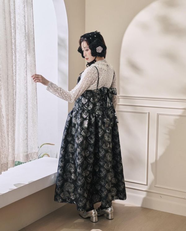 設計款提花2way吊帶洋裝-黑色（現貨） 