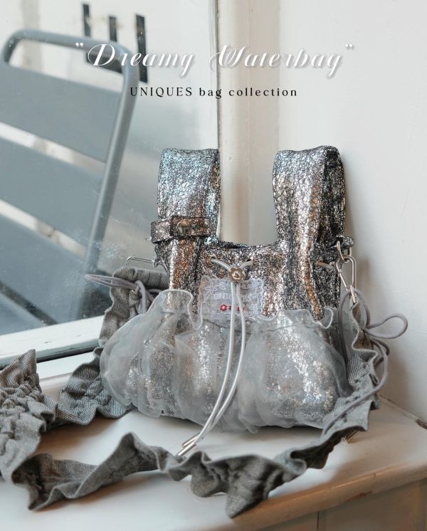 皮革水滴包-灰銀色（現貨） 