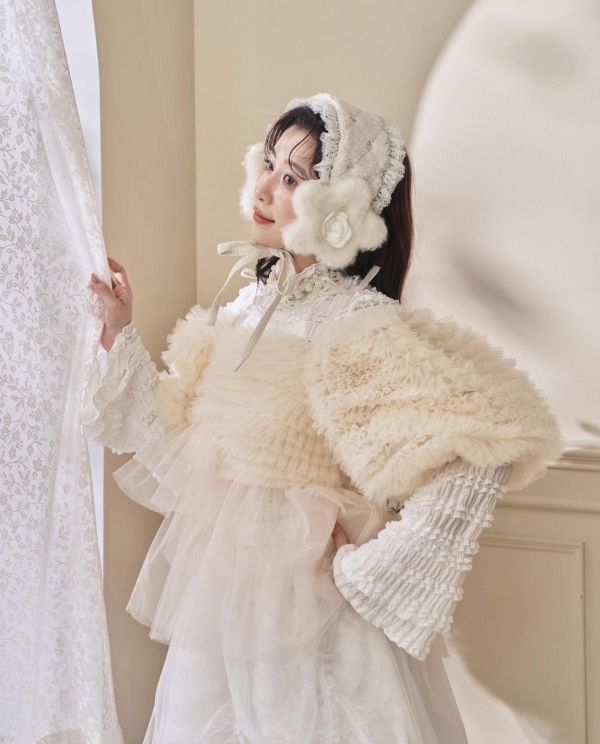 浪花透紗綁帶上衣-米色（現貨） 