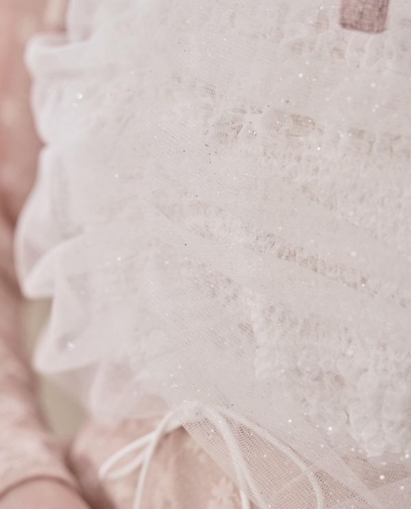 泡泡抽繩蝴蝶結背心-白色（現貨） 