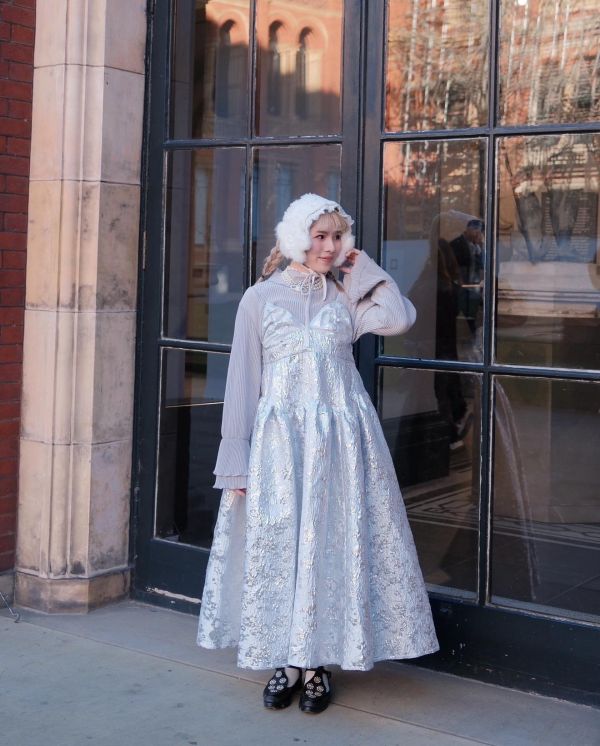 限定版提花2way吊帶洋裝銀色（現貨） 