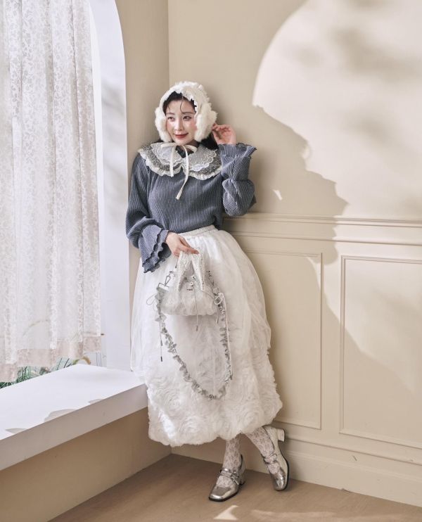 立體花朵紗雙層裙-白色（現貨） 