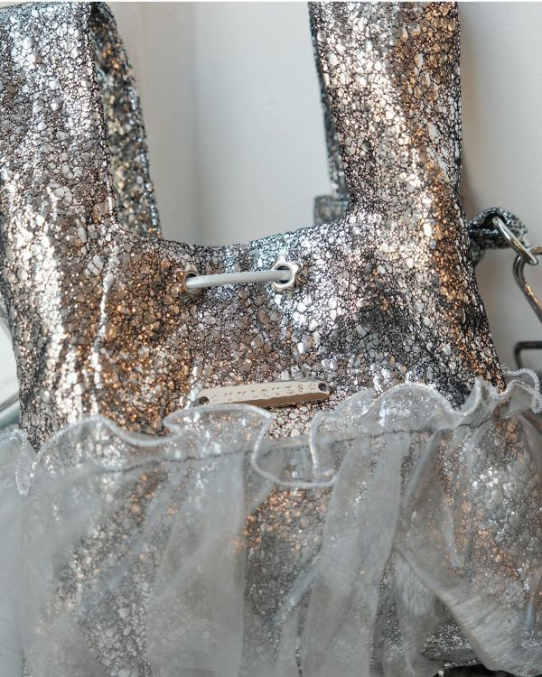 皮革水滴包-灰銀色（現貨） 