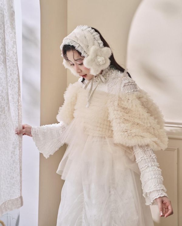 浪花透紗綁帶上衣-米色（現貨） 