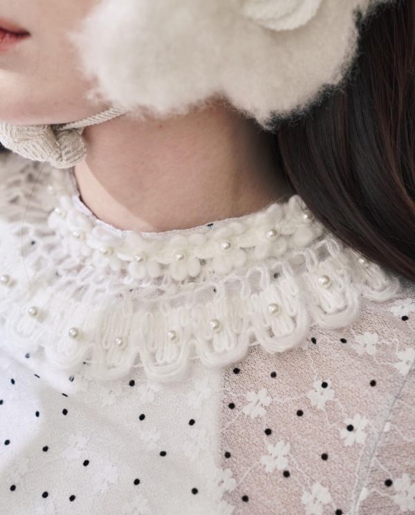 點點浪花上衣-白色圓領/高領（現貨） 