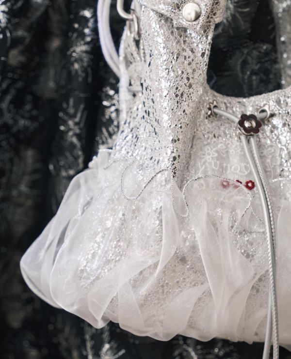 皮革水滴包-銀色（現貨） 