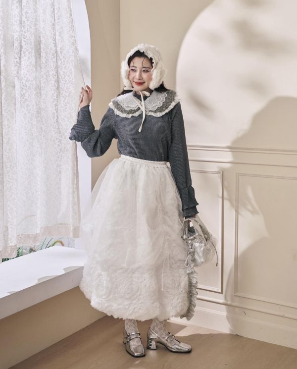 立體花朵紗雙層裙-白色（現貨） 