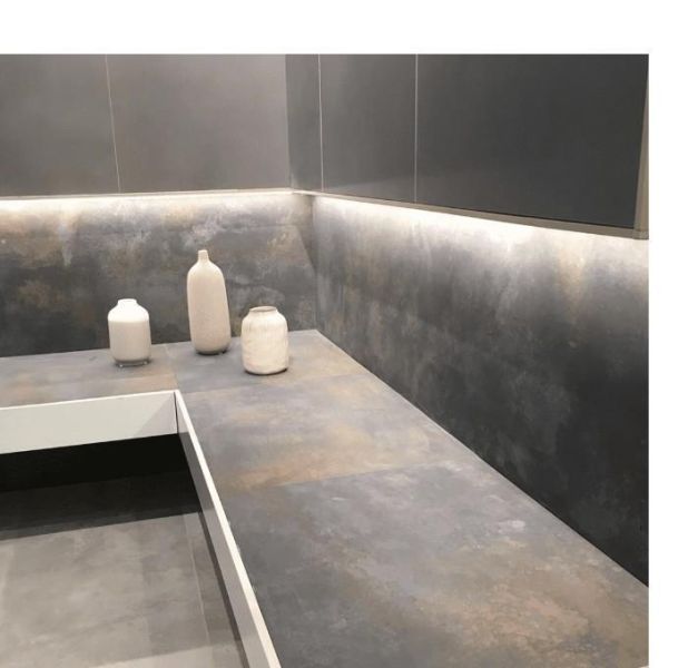 迷霧風暴 薄板 品名：迷霧風暴   薄板

兩款：NO.1藍、NO.2綠

規格：119.5X278X0.6CM  

面感：霧面

產地：義大利