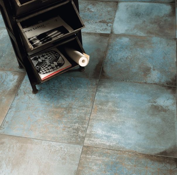 塞納河 品名：塞納河

規格：60x60CM    霧面  9片/坪   

產地：義大利

模面：素磚20種；花磚12種