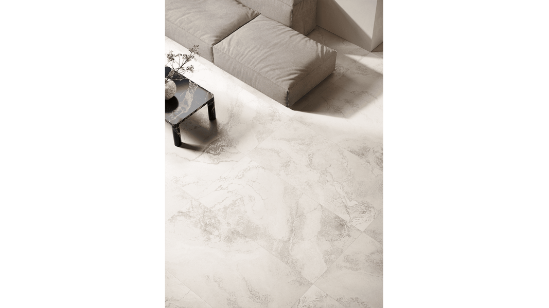塔拉斯 GREY TOUCH 品名：塔拉斯 GREY TOUCH

兩款：灰、灰(斜)

規格：霧面 半拋面 60.4*120.8  4.5片/坪   ； 霧面  21.4*49.5   27片/坪   

產地：義大利

材質：石英

吸水率：≦0.5%

厚度：9mm