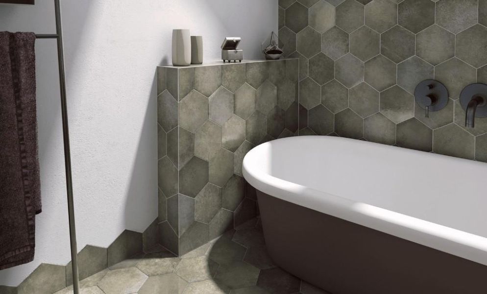 六花亭 六角磚 品名：六花亭 六角磚(霧面及亮面)

六種顏色：月牙白、深墨藍、迷霧灰、松石綠灰、海棠紅

規格：17.5x20CM    125片/坪     

產地：西班牙

模面 : 40種