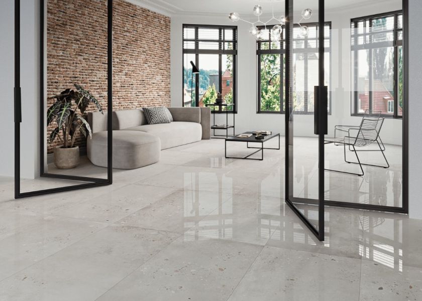 安山岩 品名：安山岩

兩款：米、灰

規格：亮面60x120x1.05cm  &  霧面60x120x1cm   4.5片/坪

產地：義大利

模面：17個