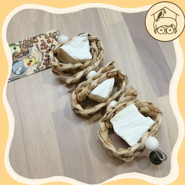 三顆甜甜圈墨魚骨、木芒果果實串【鸚鵡小木屋】 