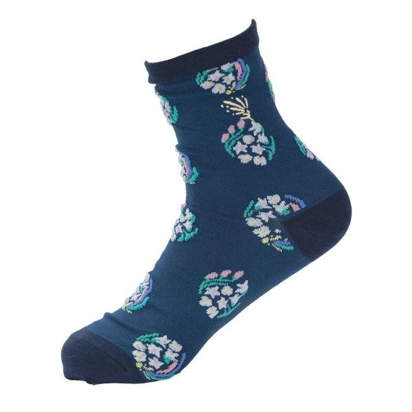 宮崎駿 刺繡浮雕經典logo系列 短襪 特價：250元～霍爾移動城堡的星之子 