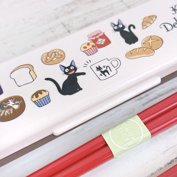日本製 宮崎駿 魔女宅急便 攜帶環保筷/餐具組 台南好玩.日本商品.日本正版.日本代購.日本雜貨.龍貓娃娃.宮崎駿周邊商品.魔女宅急便.神隱少女.無臉男.霍爾移動城堡.波妞.史努比.角落生物.拼圖.Peko牛奶妹.迪士尼