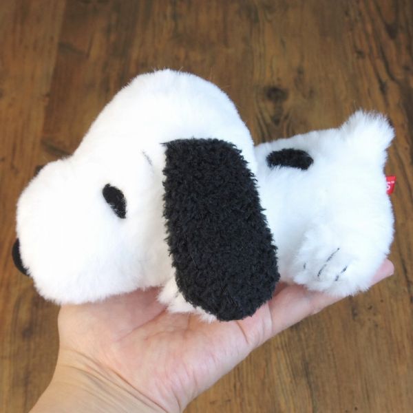 『限量』PEANUTS史努比 軟毛趴著造型毛絨玩偶 台南好玩.日本商品.日本正版.日本代購.日本雜貨.龍貓娃娃.宮崎駿周邊商品.魔女宅急便.神隱少女.無臉男.霍爾移動城堡.波妞.史努比.角落生物.拼圖.Peko牛奶妹.迪士尼