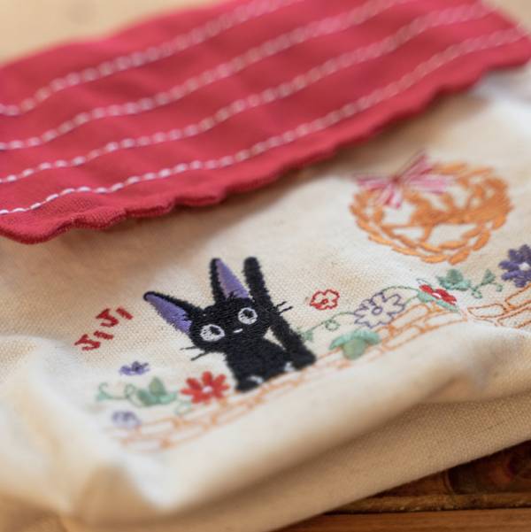宮崎駿 魔女宅急便刺繡造型 化妝包/收納包 台南好玩.日本商品.日本正版.日本代購.日本雜貨.龍貓娃娃.宮崎駿周邊商品.魔女宅急便.神隱少女.無臉男.霍爾移動城堡.波妞.史努比.角落生物.拼圖.Peko牛奶妹.迪士尼.