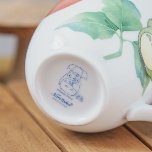 宮崎駿 Noritake 龍貓 蔬果系列馬克杯～番茄 台南好玩.日本商品.日本正版.日本代購.日本雜貨.龍貓娃娃.宮崎駿周邊商品.魔女宅急便.神隱少女.無臉男.霍爾移動城堡.波妞.史努比.角落生物.拼圖.Peko牛奶妹.迪士尼
