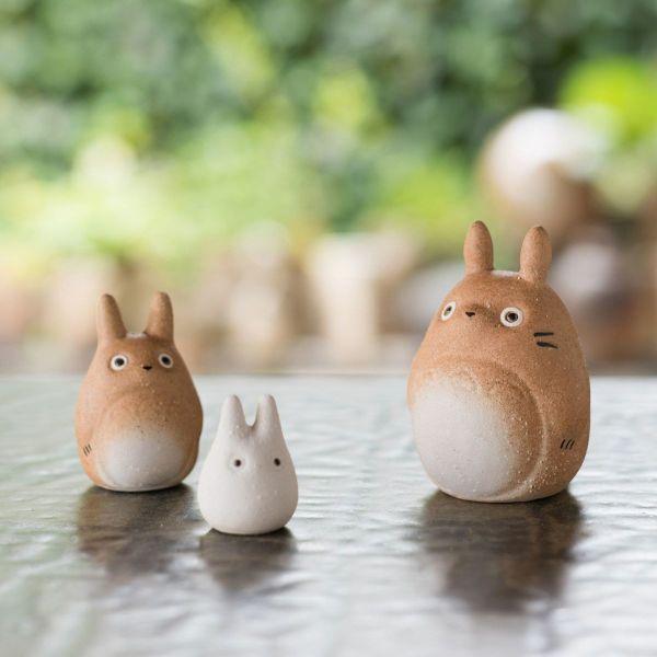 『日本製』宮崎駿 龍貓 信樂燒手工窯燒 擺飾 台南好玩.日本商品.日本正版.日本代購.日本雜貨.龍貓娃娃.宮崎駿周邊商品.魔女宅急便.神隱少女.無臉男.霍爾移動城堡.波妞.史努比.角落生物.拼圖.Peko牛奶妹.迪士尼