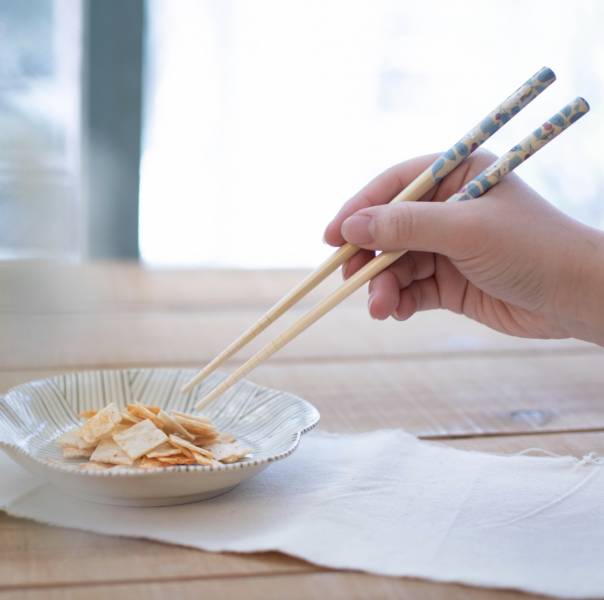 宮崎駿 龍貓 天然竹筷/筷子 台南好玩.日本商品.日本正版.日本代購.日本雜貨.龍貓娃娃.宮崎駿周邊商品.魔女宅急便.神隱少女.無臉男.霍爾移動城堡.波妞.史努比.角落生物.拼圖.Peko牛奶妹.迪士尼