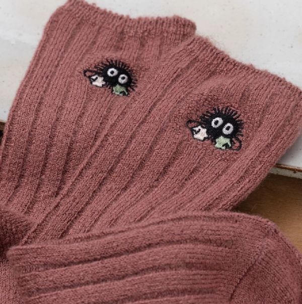 宮崎駿 神隱少女 羊毛羅紋 中筒襪 台南好玩.日本商品.日本正版.日本代購.日本雜貨.龍貓娃娃.宮崎駿周邊商品.魔女宅急便.神隱少女.無臉男.波妞.史努比.角落生物.蠟筆小新.拼圖.Peko牛奶妹.迪士尼