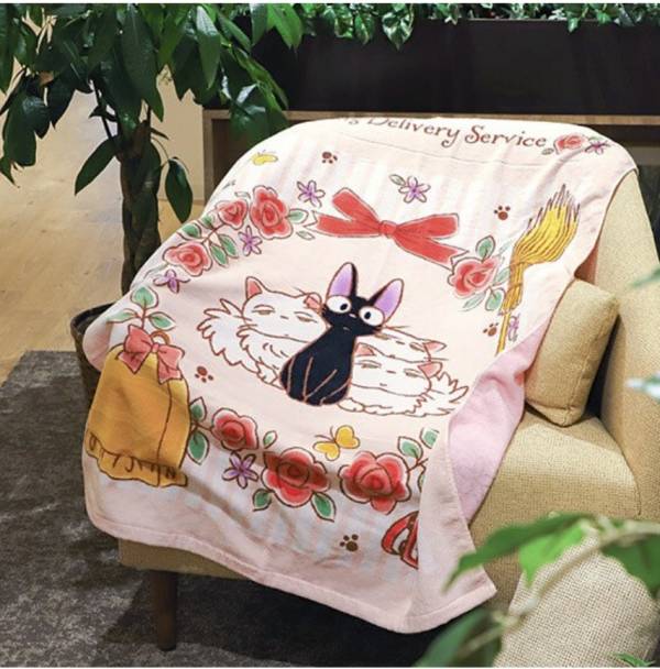 宮崎駿  魔女宅急便 午睡用蓋毯 台南好玩.日本商品.日本正版.日本代購.日本雜貨.龍貓娃娃.宮崎駿周邊商品.魔女宅急便.神隱少女.無臉男.霍爾移動城堡.波妞.史努比.角落生物.拼圖.Peko牛奶妹.迪士尼.