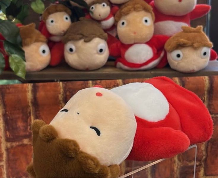 崖上的波妞 睡覺的波妞 手玉玩偶/沙包/絨毛玩偶 