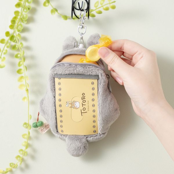 宮崎駿 龍貓 大灰龍貓伸縮票卡夾／證件套／零錢包 台南好玩.日本商品.日本正版.日本代購.日本雜貨.龍貓娃娃.宮崎駿周邊商品.魔女宅急便.神隱少女.無臉男.霍爾移動城堡.波妞.史努比.角落生物.拼圖.Peko牛奶妹.迪士尼