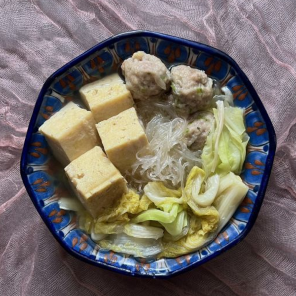 【我是廣告＿限干貝慢熬純雞湯＆清爽系紅燒獅子頭限額加價購】回燒白菜豆腐雞丸湯 (1入) 