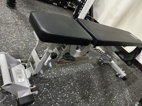 【福利品】川鋼 可調式臥推椅 