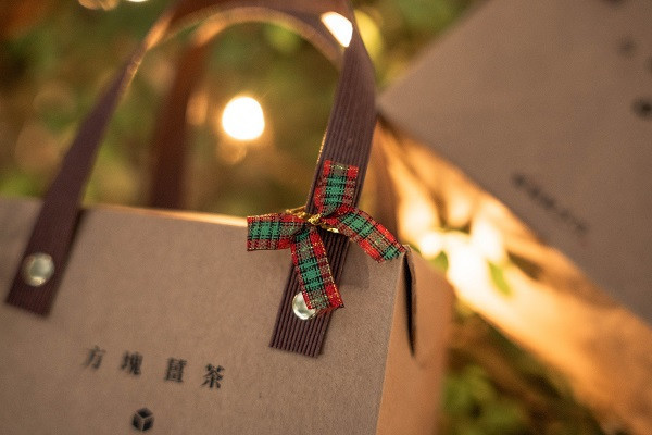 【歡樂聖誕輕送禮】方塊桂圓 - 12入 黑糖磚,桂圓,龍眼,黑糖桂圓,桂圓紅棗茶,送禮,女生送禮推薦,送禮推薦,禮盒,小禮盒,冬天送禮,,紅棗,枸杞,經期,月經來喝什麼,聖誕節,送女性禮物推薦