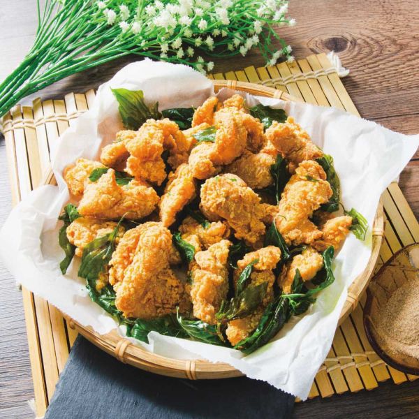 黃金炸腿酥500G 黃金炸腿酥、去骨雞腿肉、氣炸雞腿酥、懷舊炸物、雞腿肉小點、炸雞點心、即食炸物、雞肉酥脆點心、氣炸鍋雞腿酥推薦、不油膩炸雞腿肉、小孩最愛炸雞點心、聚會必備氣炸食品、宵夜懶人料理推薦、懷舊風味炸物推薦、雞腿肉零食推薦、預炸即食雞腿排