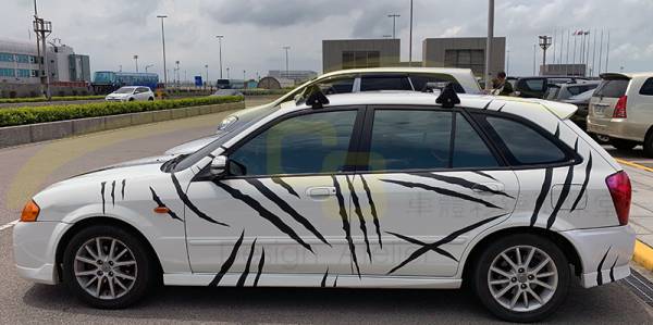 爪痕車身貼紙 爪痕貼,車側,爪痕,車身,貼紙,抓痕,造型,彩繪,爪子貼,車用膠膜,反光膜,車貼,賽車風格,獨家設計