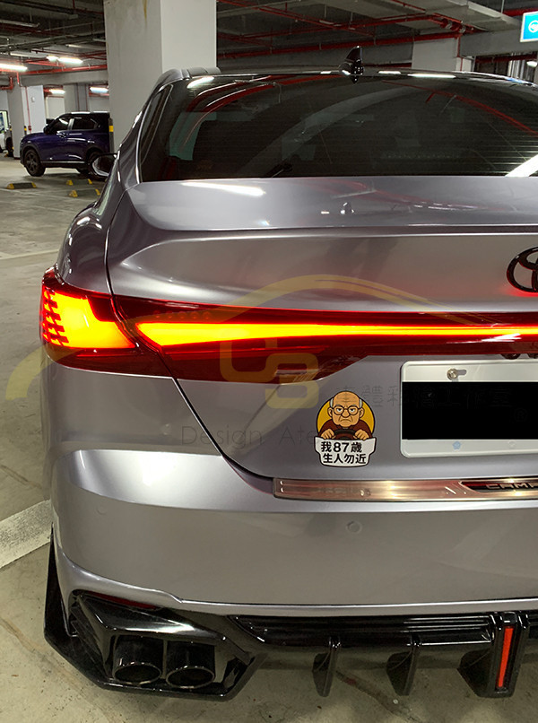 爺爺 奶奶 後廂警示貼 老人,爺爺,奶奶,87歲,貼紙,警示,反諷刺,防水,材質,創意,車標貼,汽車貼紙 車貼,車身貼