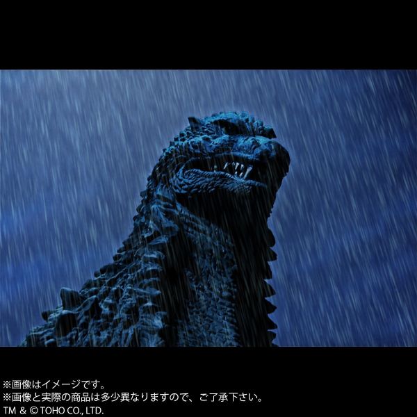 X-Plus 東寶 30 公分系列 酒井裕二雕刻系列 哥吉拉 (2002) 暴風雨中的戰鬥 