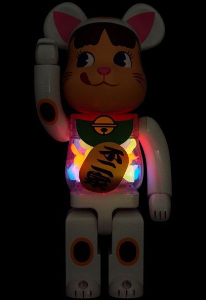 BE@RBRICK 招き猫 ペコちゃん 白メッキ 蓄光ミルキー入り 100％ & 400％ 不二家 招財貓 