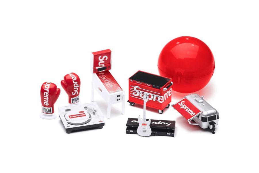 Supreme x Bandai 2025FW 扭蛋 一套6入 