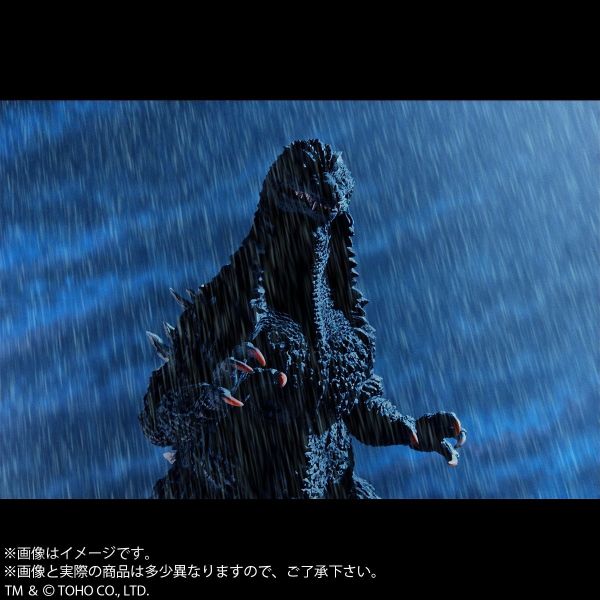 X-Plus 東寶 30 公分系列 酒井裕二雕刻系列 哥吉拉 (2002) 暴風雨中的戰鬥 