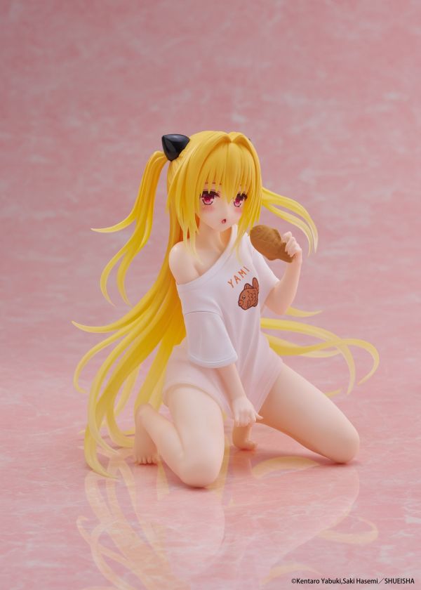 TAITO 景品 出包王女Darkness Desktop Cute Figure - 金色闇影(家居服Ver.) 0907 