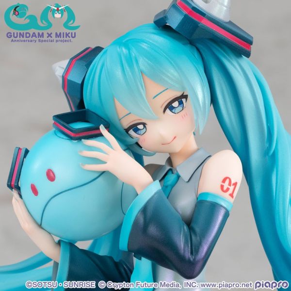 MegaHouse Lucrea 機動戰士鋼彈45週年 x 初音未來 初音未來 x 00鋼彈 PVC 1013 
