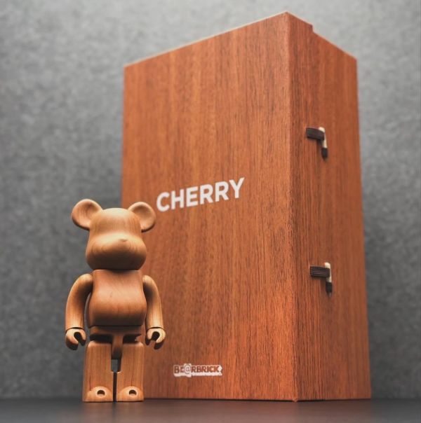 Bearbrick 200% カリモク チェリー 木 櫻桃木 