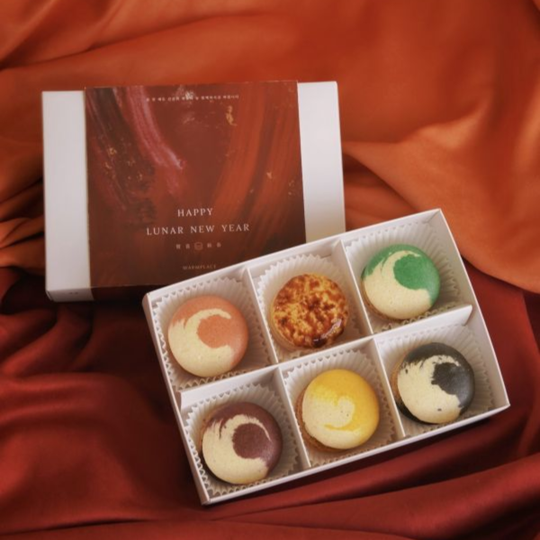 6入胖卡龍 新年限定禮盒（01/06 寄出) 韓式,厚餡馬卡龍,胖卡龍,台南馬卡龍,伴手禮,台灣伴手禮,新光三越,烤布蕾,新年禮盒,馬年禮盒,台中禮盒,喜餅,馬卡龍禮盒,精品禮盒