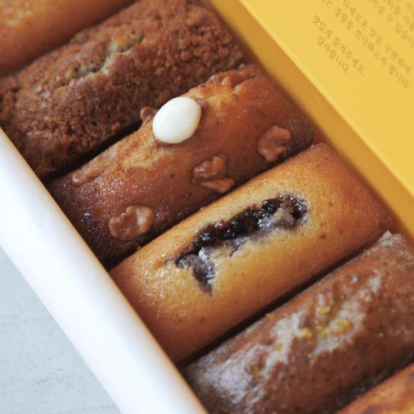 3月・費南雪日常品味選集（6入）（ 03 / 24寄出） 費南雪,甜點禮盒,下午茶,精品禮盒,費南雪專賣店,新光三越,台南甜點,韓國,費南雪禮盒,韓國甜點,彌月禮盒,現烤,台北費南雪