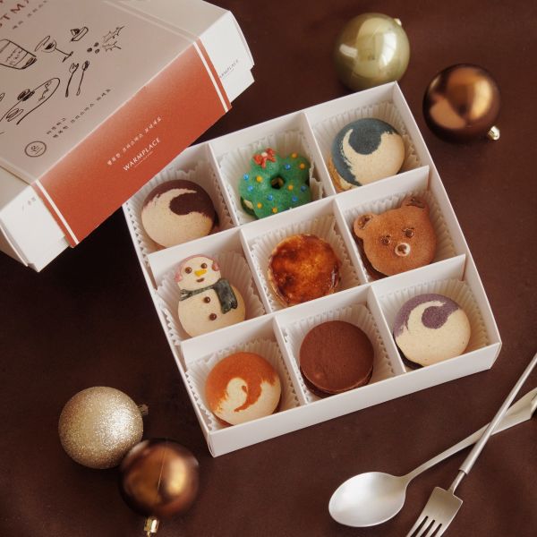 9入胖卡龍 耶誕限定禮盒 ( 12 / 02 寄出) 韓式,厚餡馬卡龍,胖卡龍,台南馬卡龍,愛心馬卡龍,台南伴手禮,烤布蕾,派對甜點,聖誕禮物,耶誕禮盒,聖誕禮盒,台北伴手禮,宅配甜點,彌月禮盒